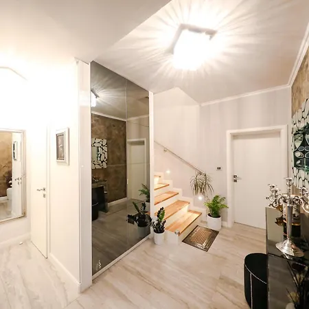 Luxury Experience - With Pool And Parking Garage Zadar